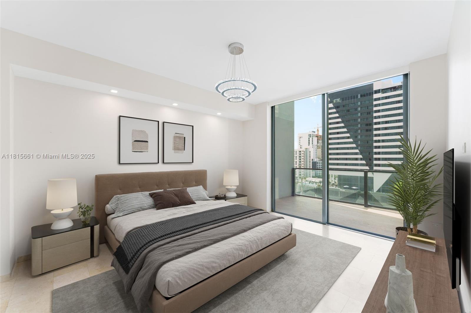 88 SW 7th St 712