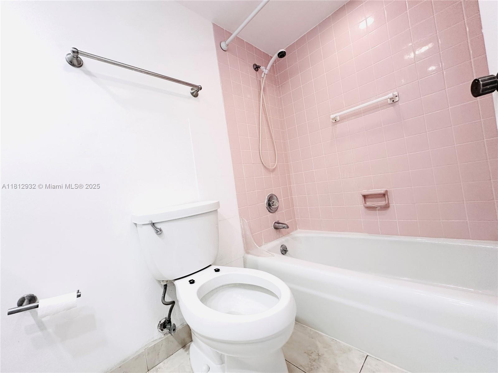 WINSTON TOWERS 100 CONDO - Residential Lease