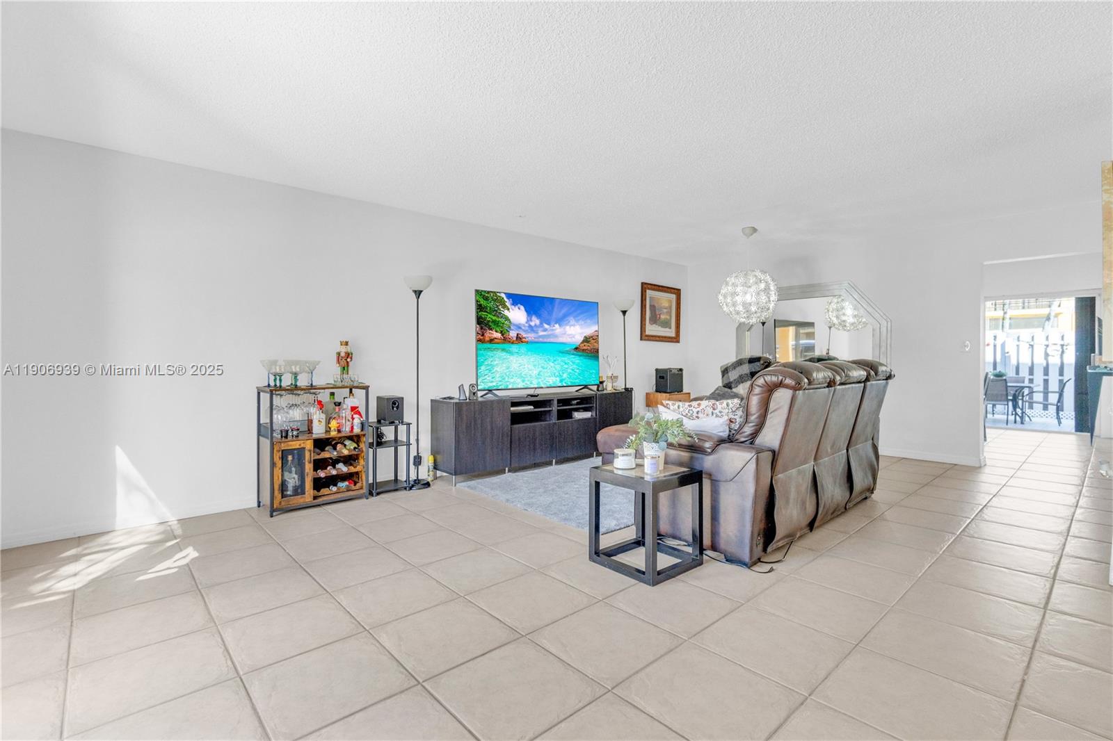 TARACOMA TOWNHOMES CONDO - Residential