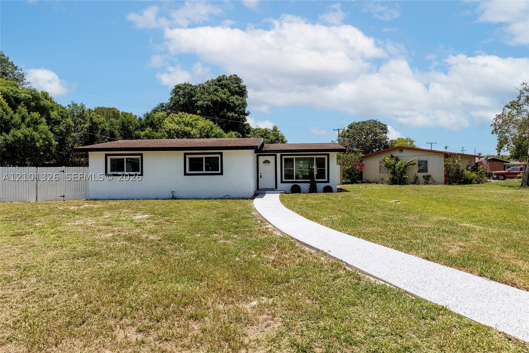 1218 NW 15th ST 0
