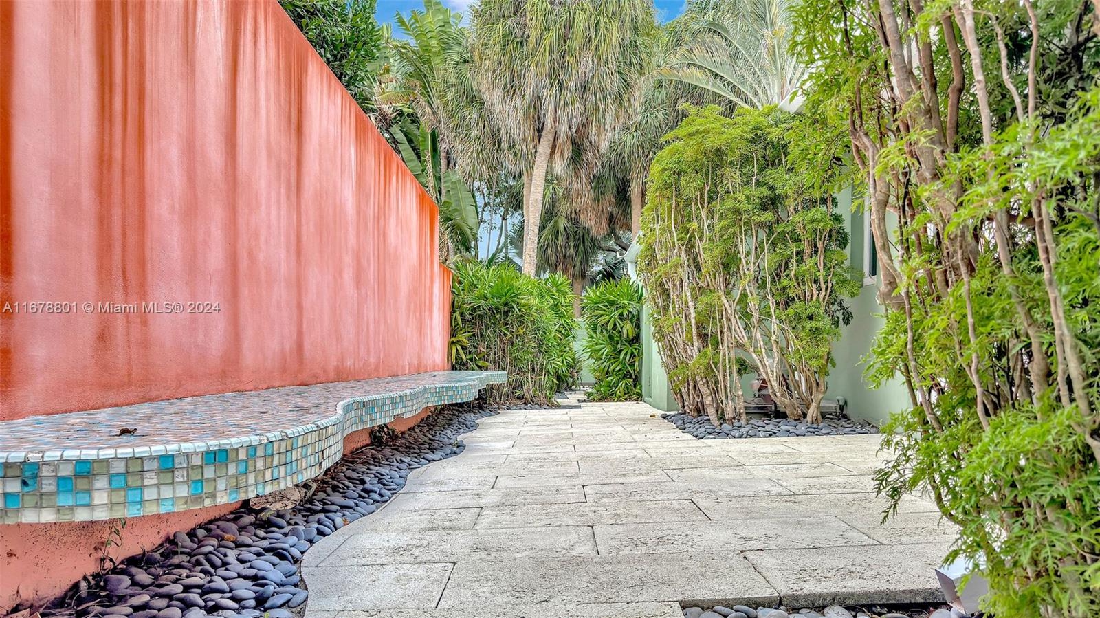 CAPE FLORIDA SUB SEC 3 - Residential