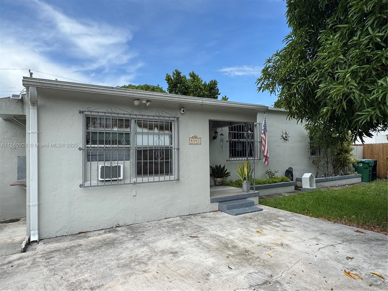 4341 SW 14th St