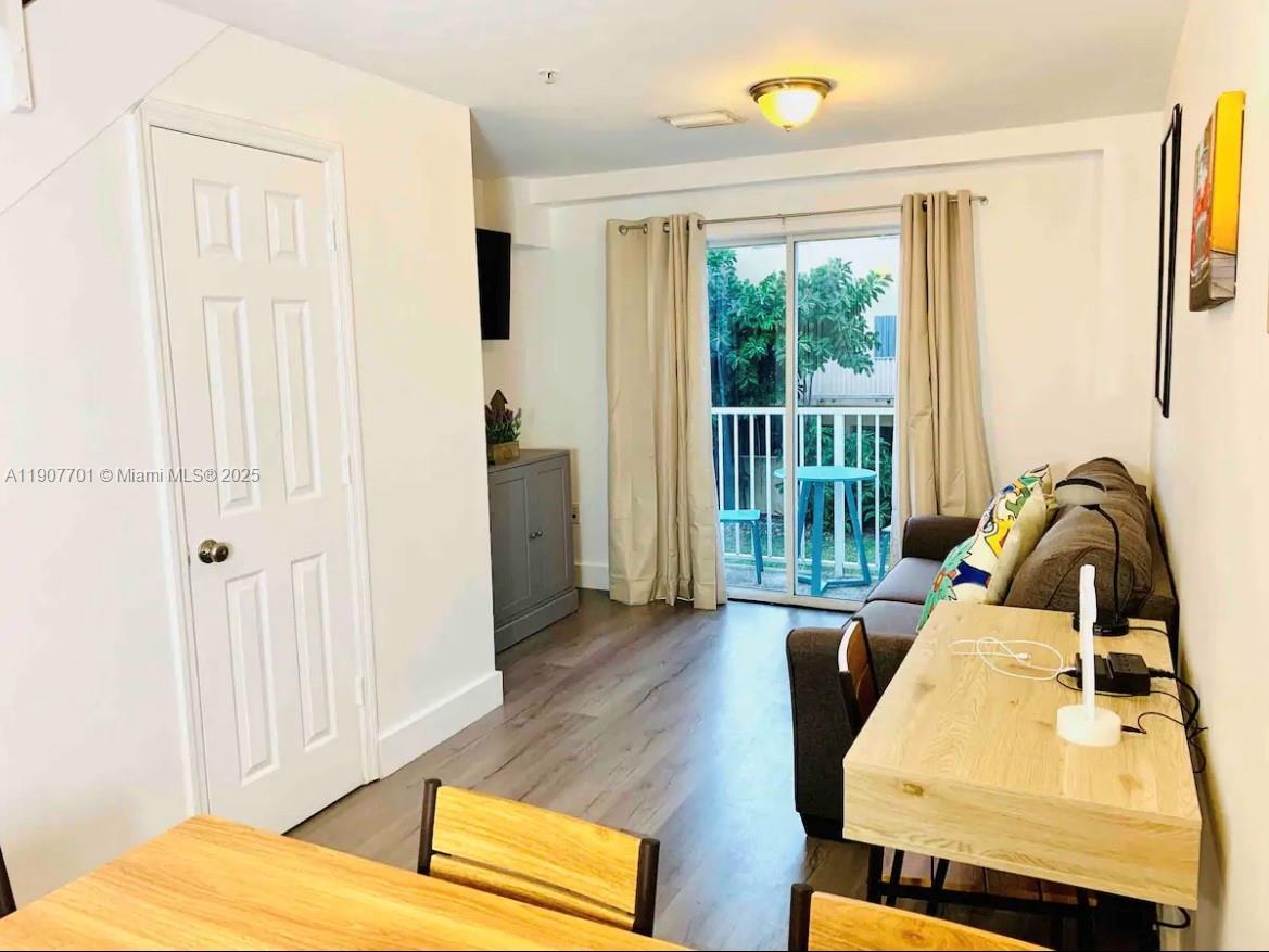 VERONA CONDO - Residential Lease