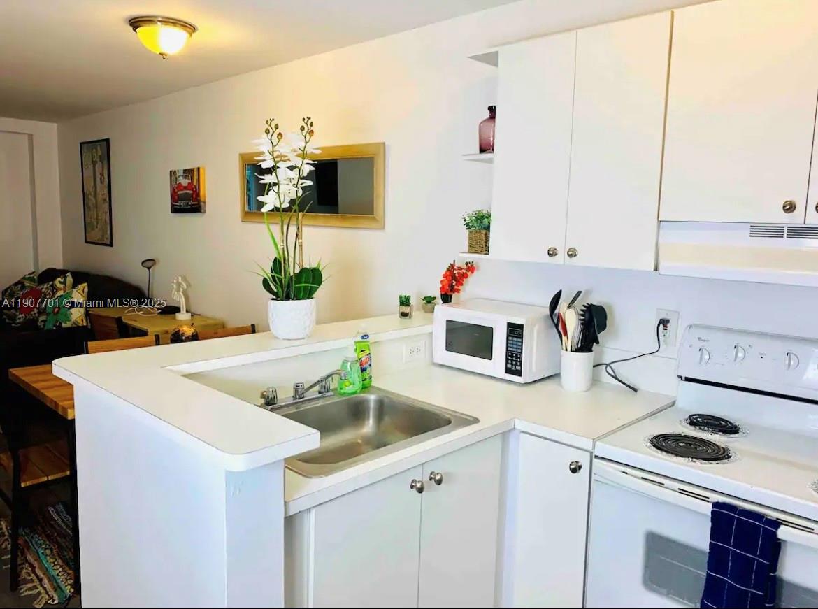 VERONA CONDO - Residential Lease