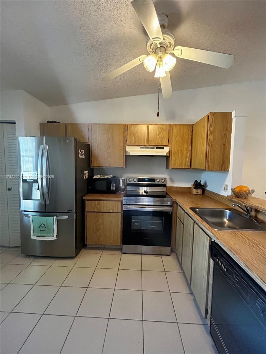 WHISPER WALK CONDO - Residential