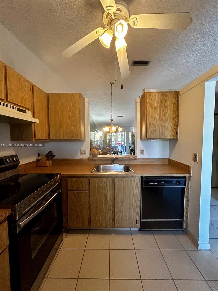 WHISPER WALK CONDO - Residential
