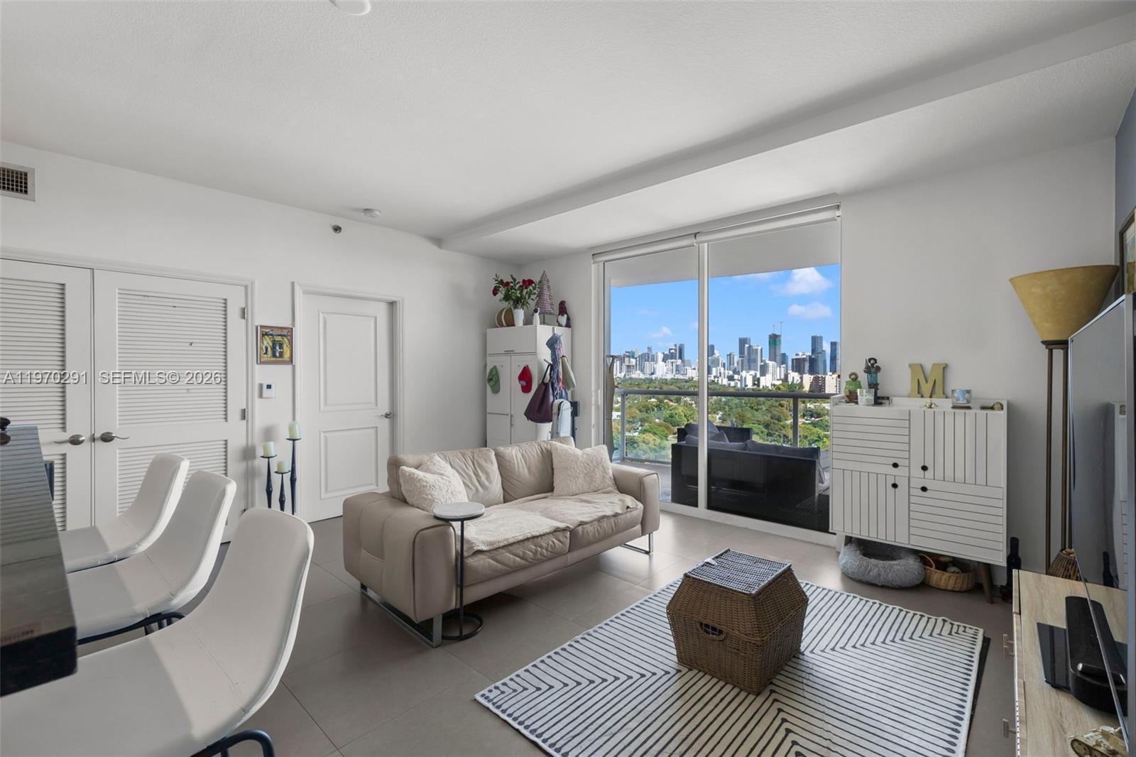 CORAL SEA VIEW CONDO - Residential