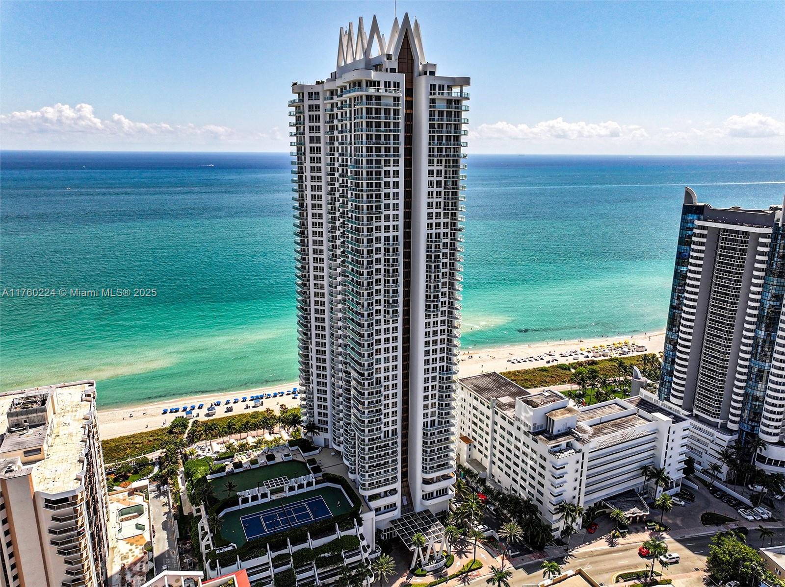 AKOYA CONDO - Residential Lease