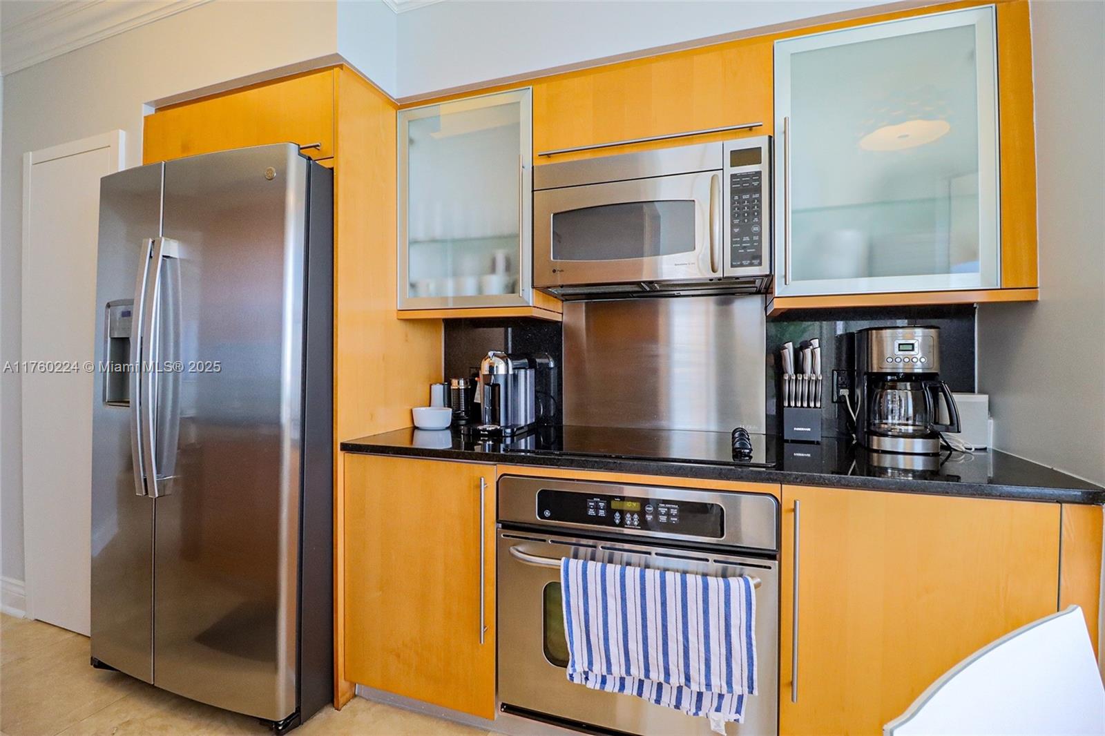 AKOYA CONDO - Residential Lease