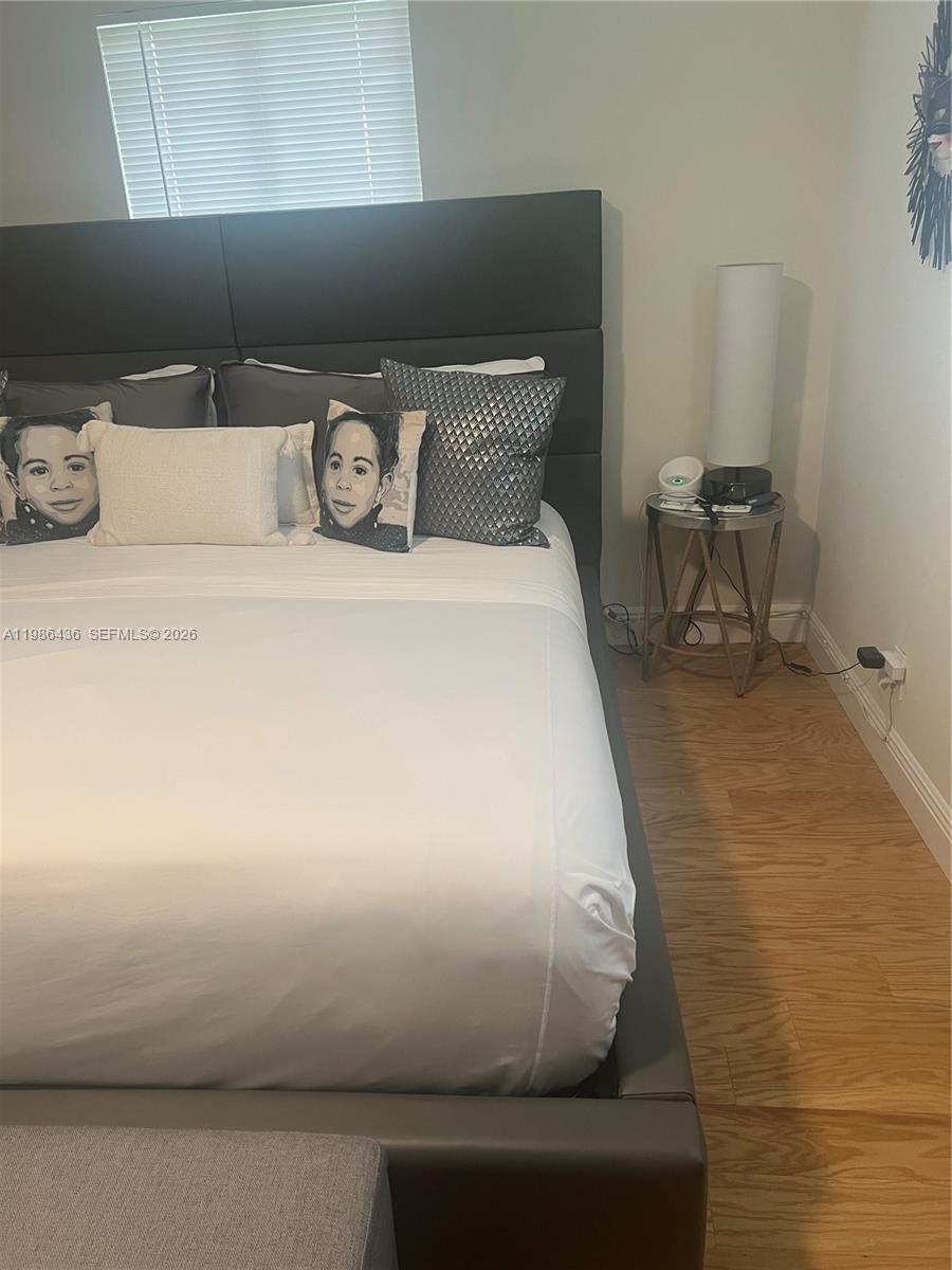 LAUDERDALE WEST 2 SEC - Residential