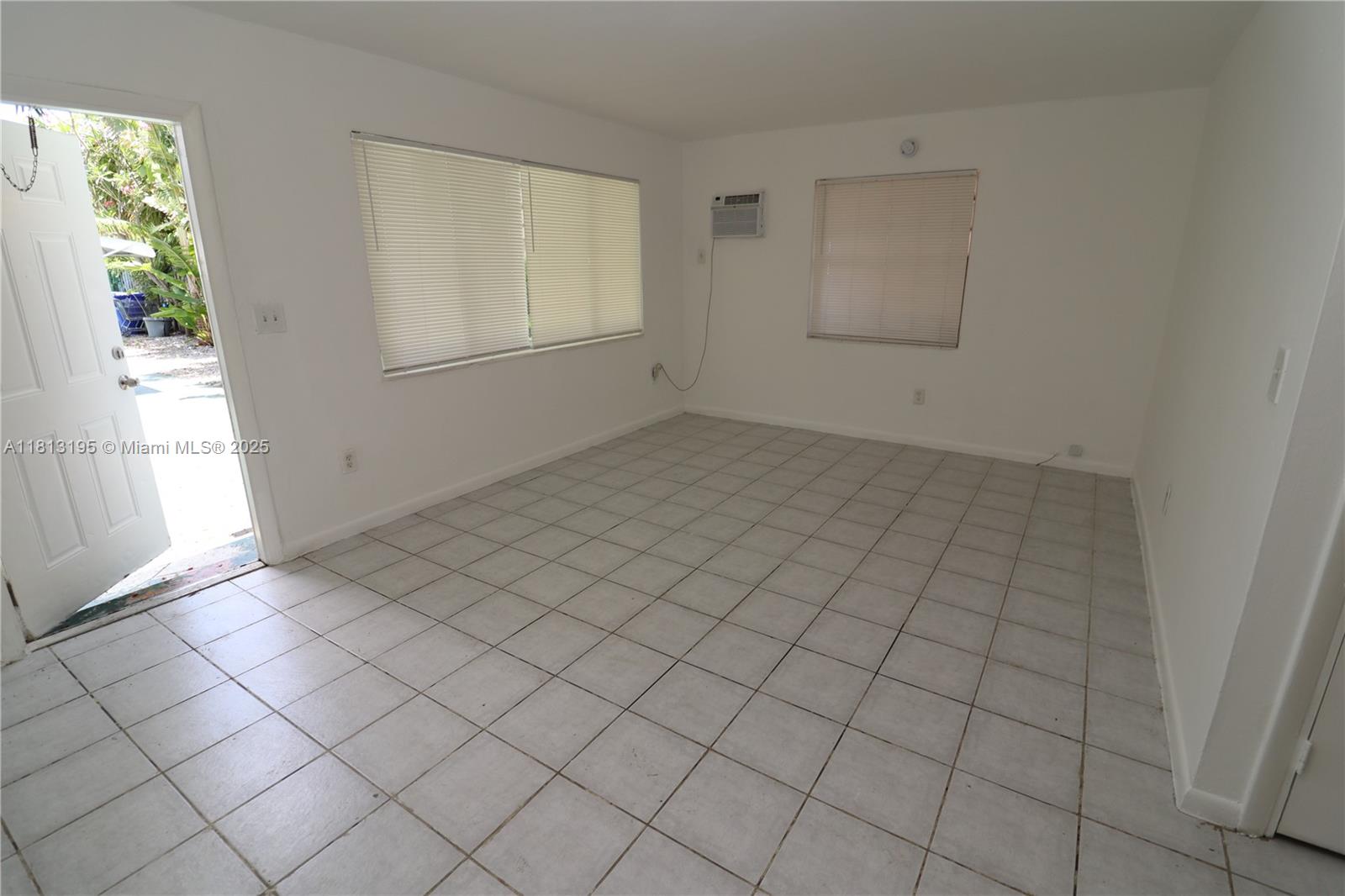 ST JAMES PARK WEST ADD - Residential Lease