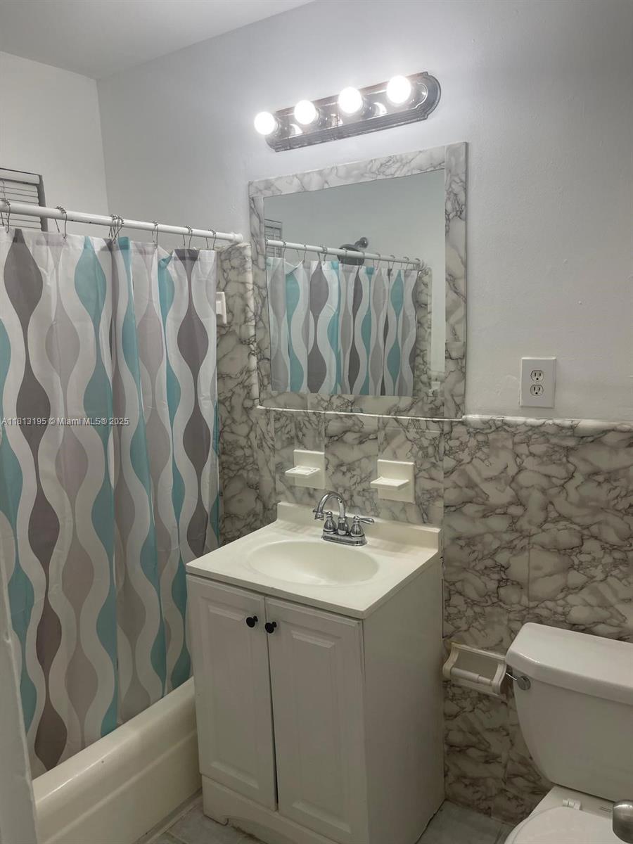 ST JAMES PARK WEST ADD - Residential Lease
