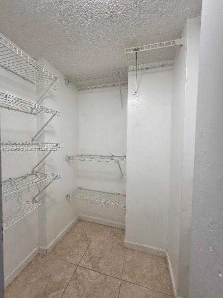 FONTAINEBLEAU GARDENS CON - Residential Lease