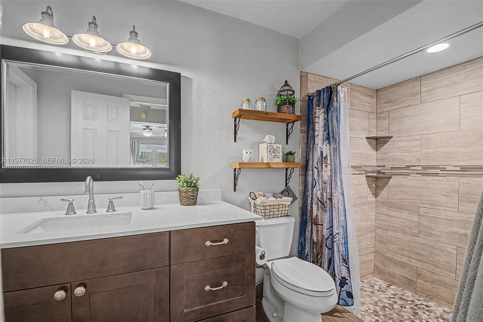 CRYSTAL HEIGHTS - Residential