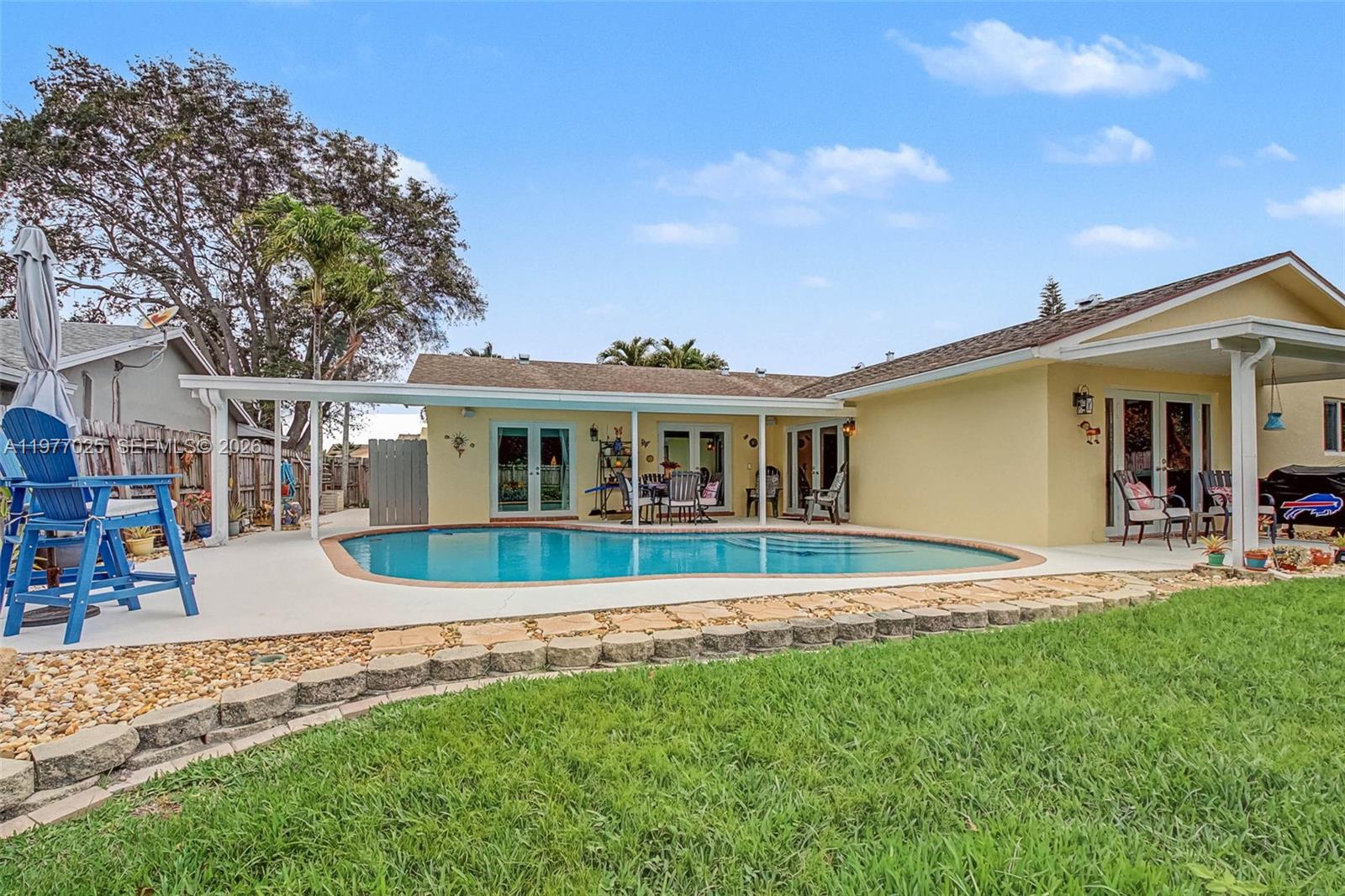 CRYSTAL HEIGHTS - Residential