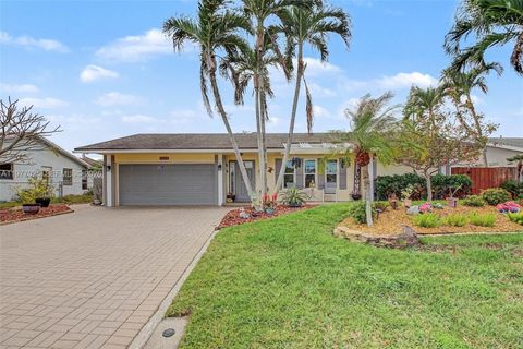Tiny photo for 2694 SW 14th Dr, Deerfield Beach, FL 33442 (MLS # A11977025)