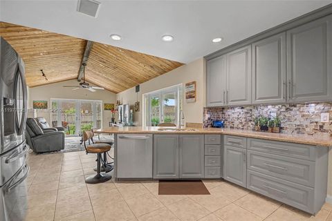 Tiny photo for 2694 SW 14th Dr, Deerfield Beach, FL 33442 (MLS # A11977025)