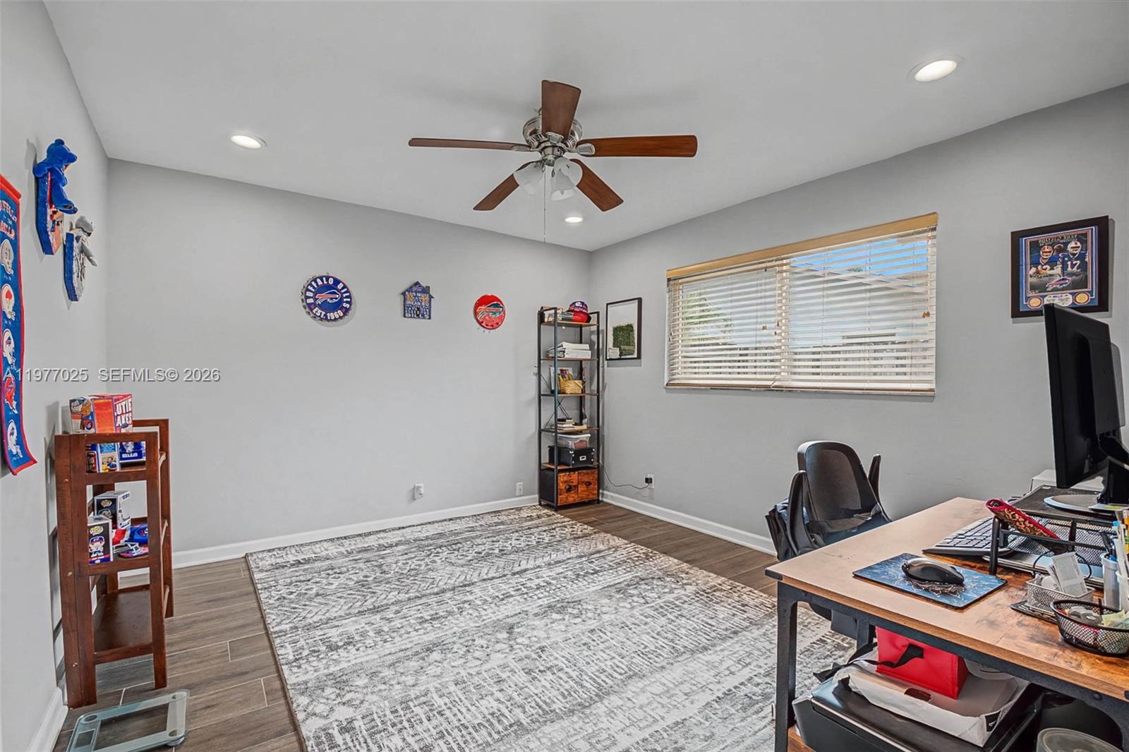 CRYSTAL HEIGHTS - Residential