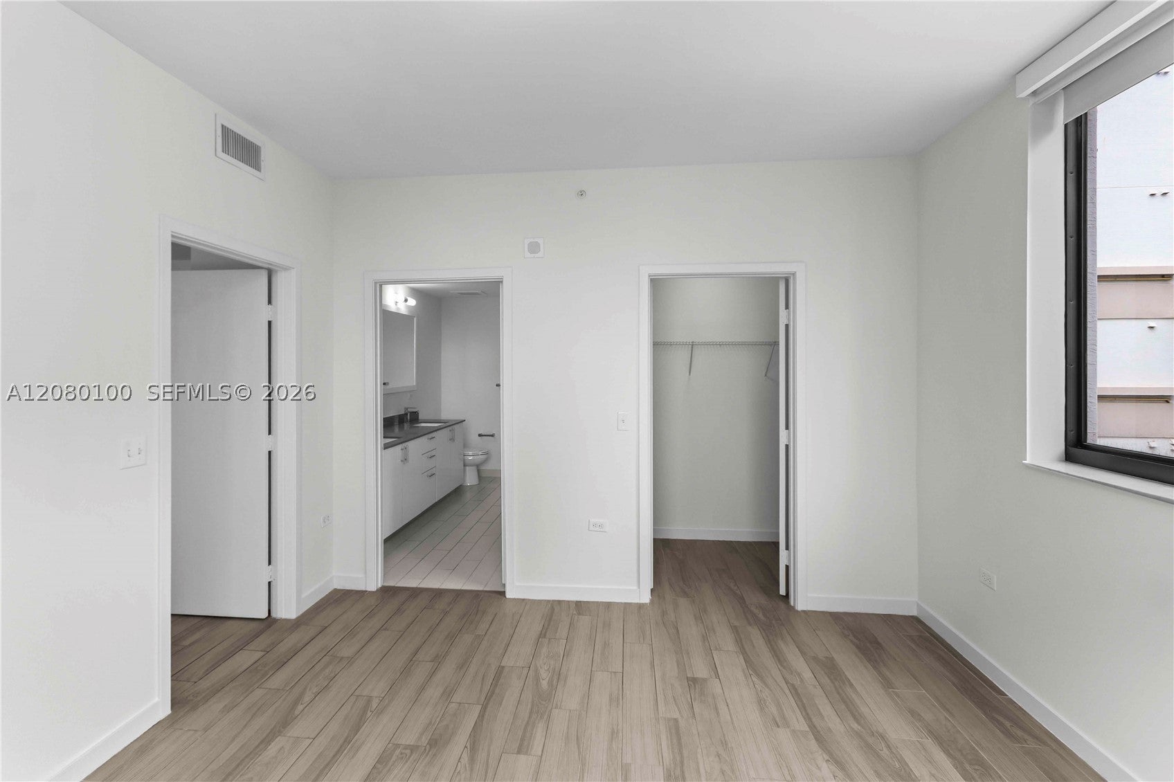 999 SW 1st Ave 3202