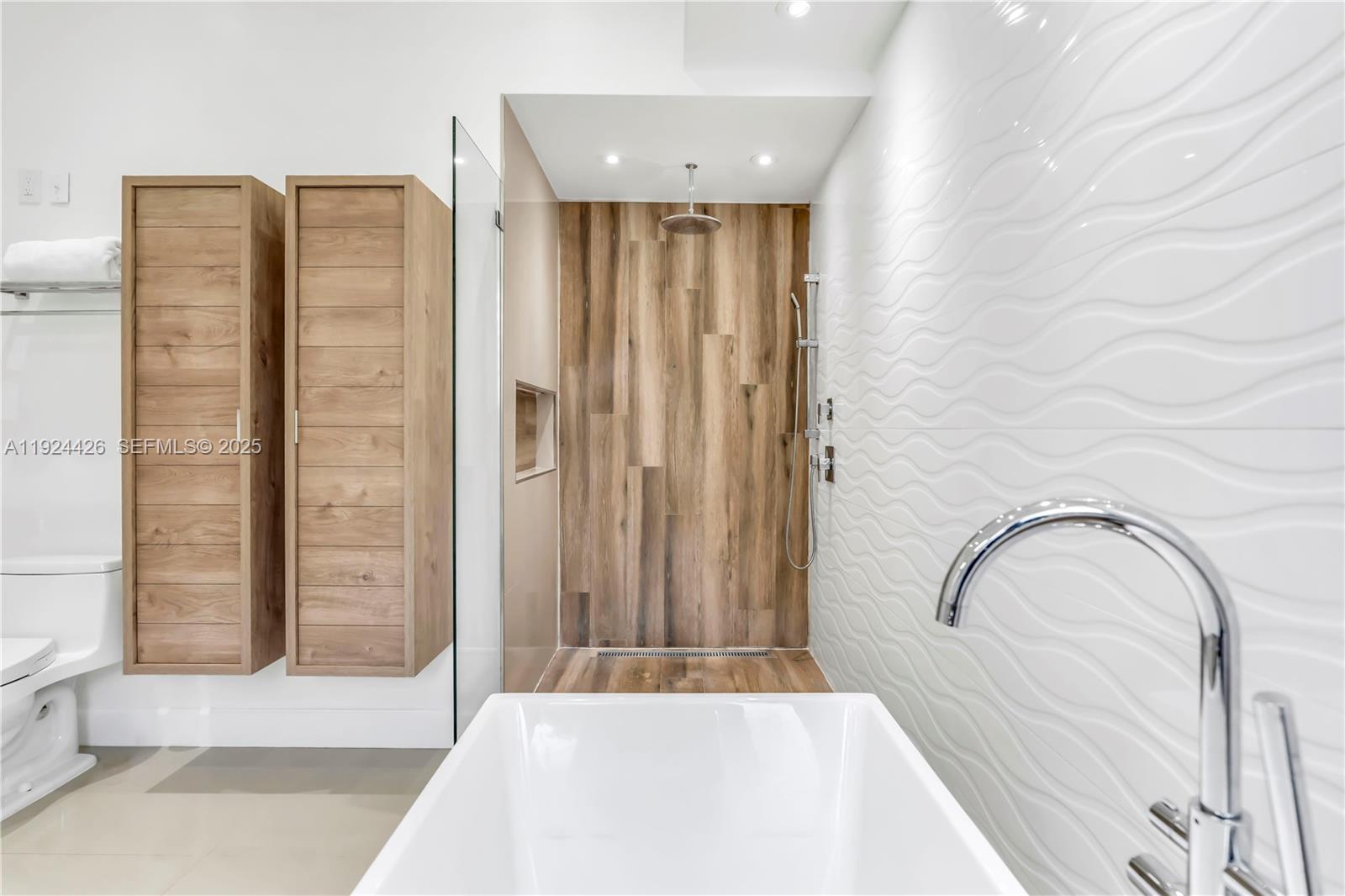 SILVER LAKES AT PEMBROKE - Residential