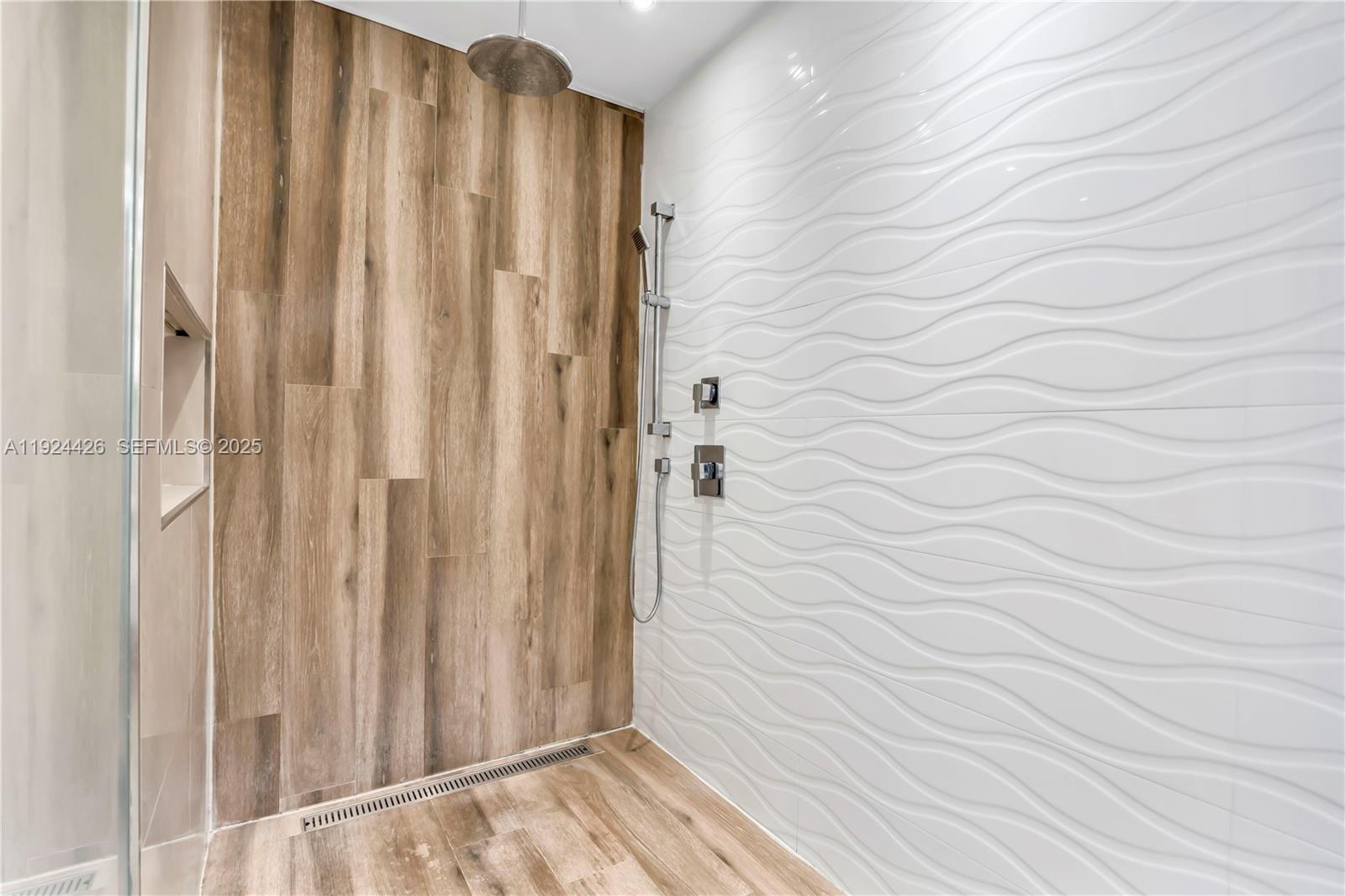 SILVER LAKES AT PEMBROKE - Residential