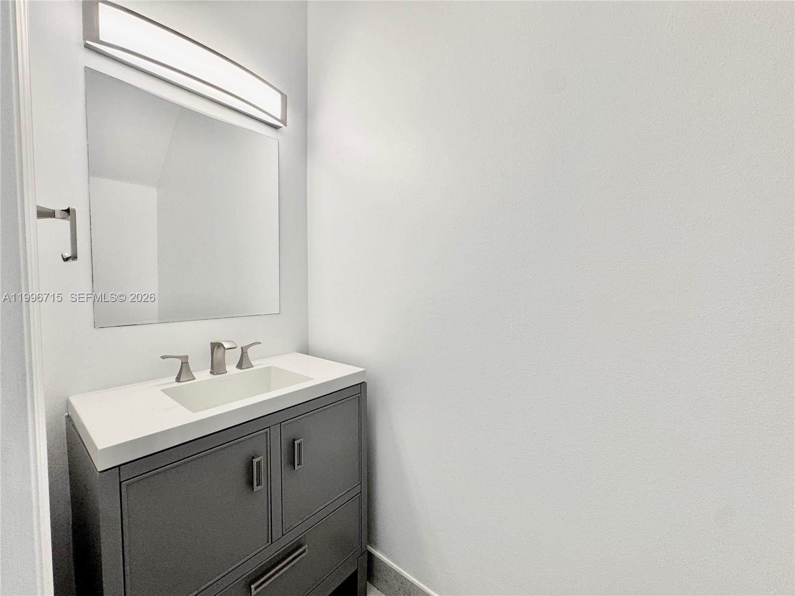 SECTORS 3 & 4 BOUNDARY PL - Residential Lease