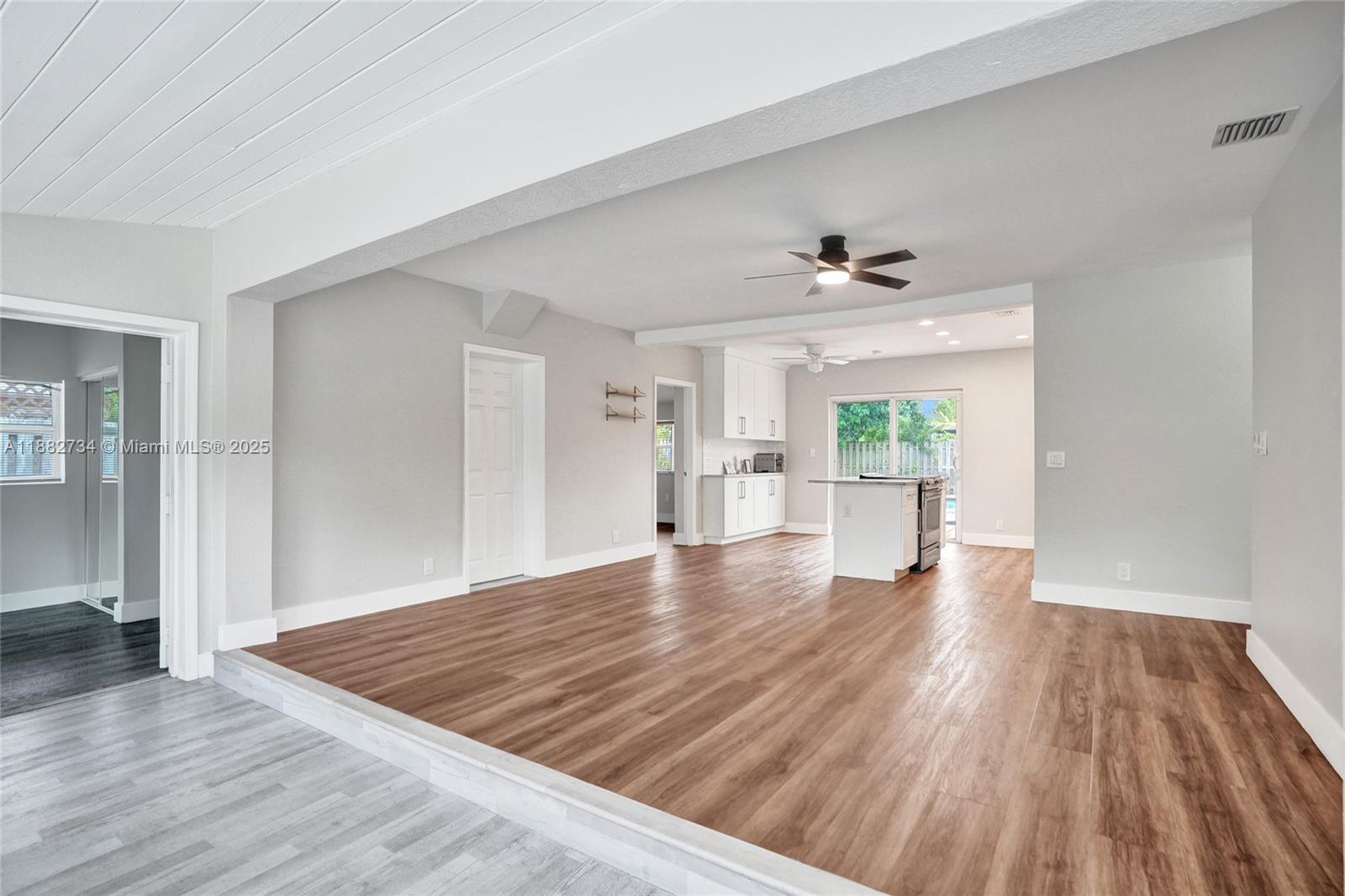 FLAMINGO PARK SEC - Residential