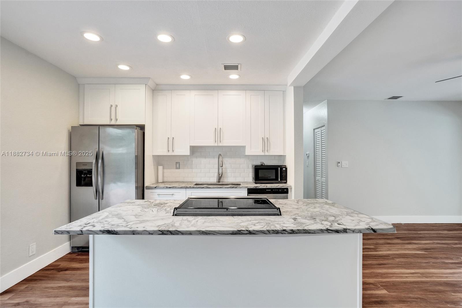 FLAMINGO PARK SEC - Residential