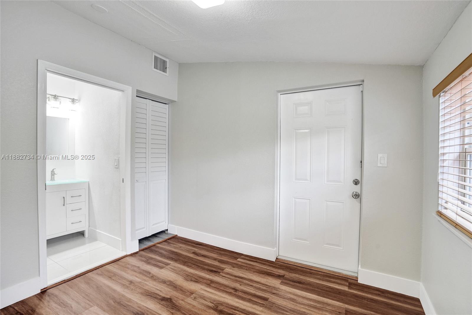 FLAMINGO PARK SEC - Residential