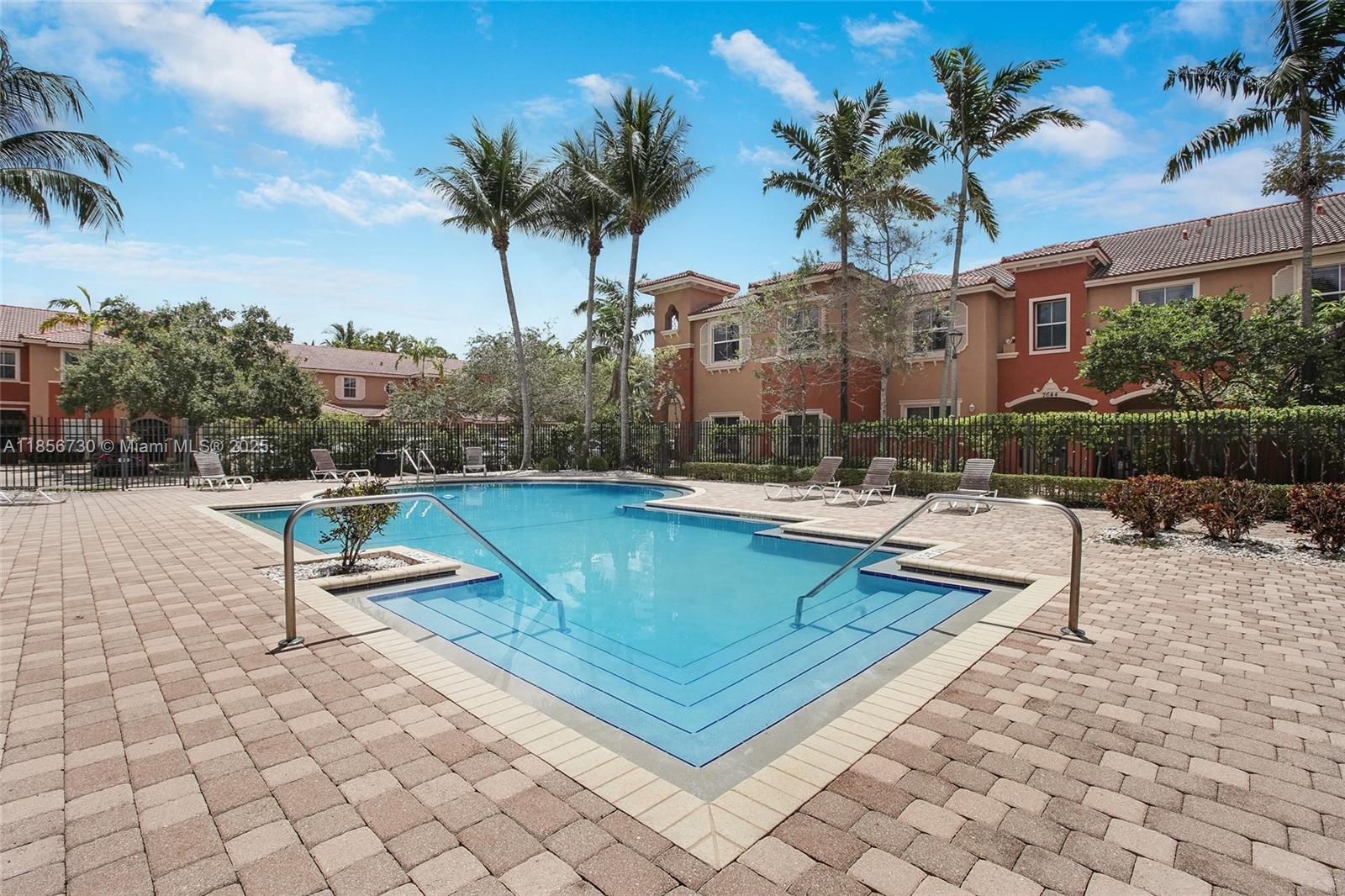 MARTINIQUE NO 3 CONDO - Residential