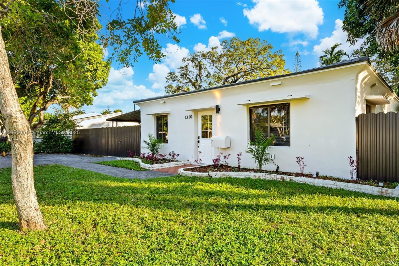 HIBISCUS PARK - Residential