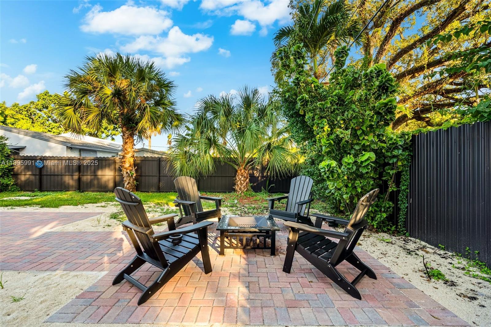 HIBISCUS PARK - Residential