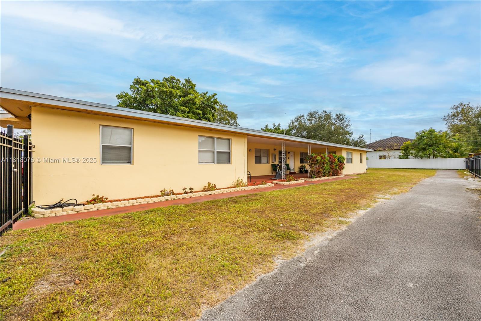 MIAMI GARDENS ESTATES SEC - Residential Income