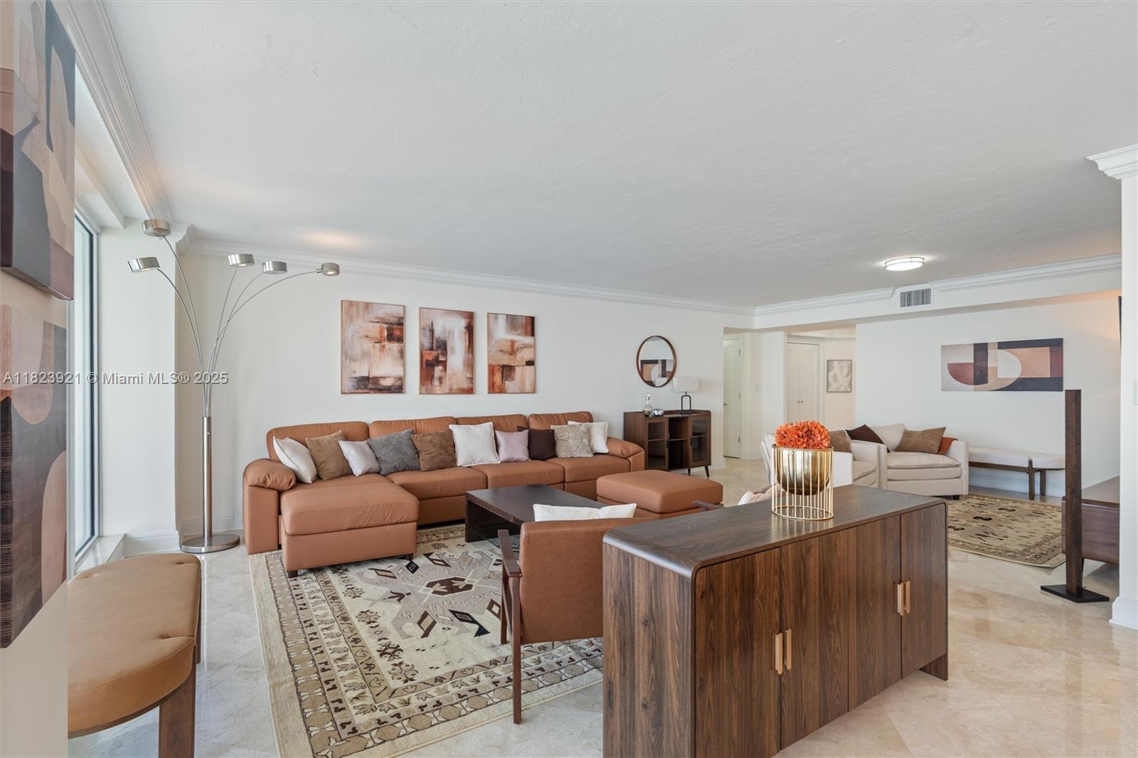 POINT OF AMERICAS - Residential Lease