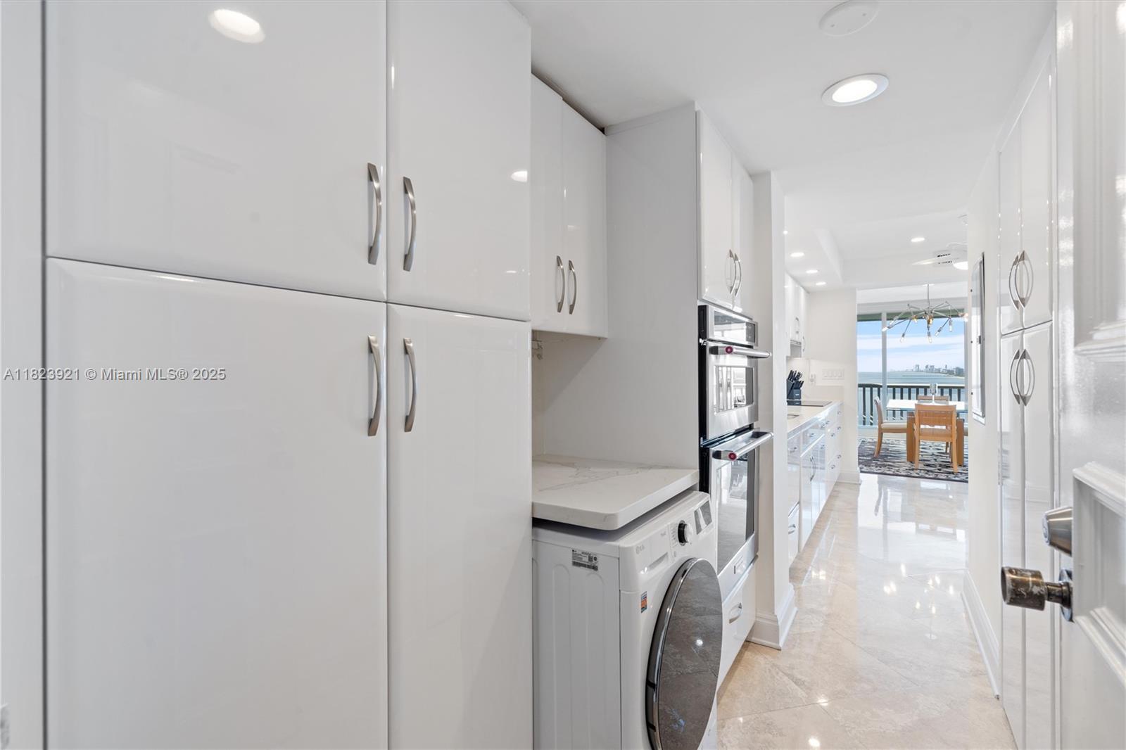 POINT OF AMERICAS - Residential Lease