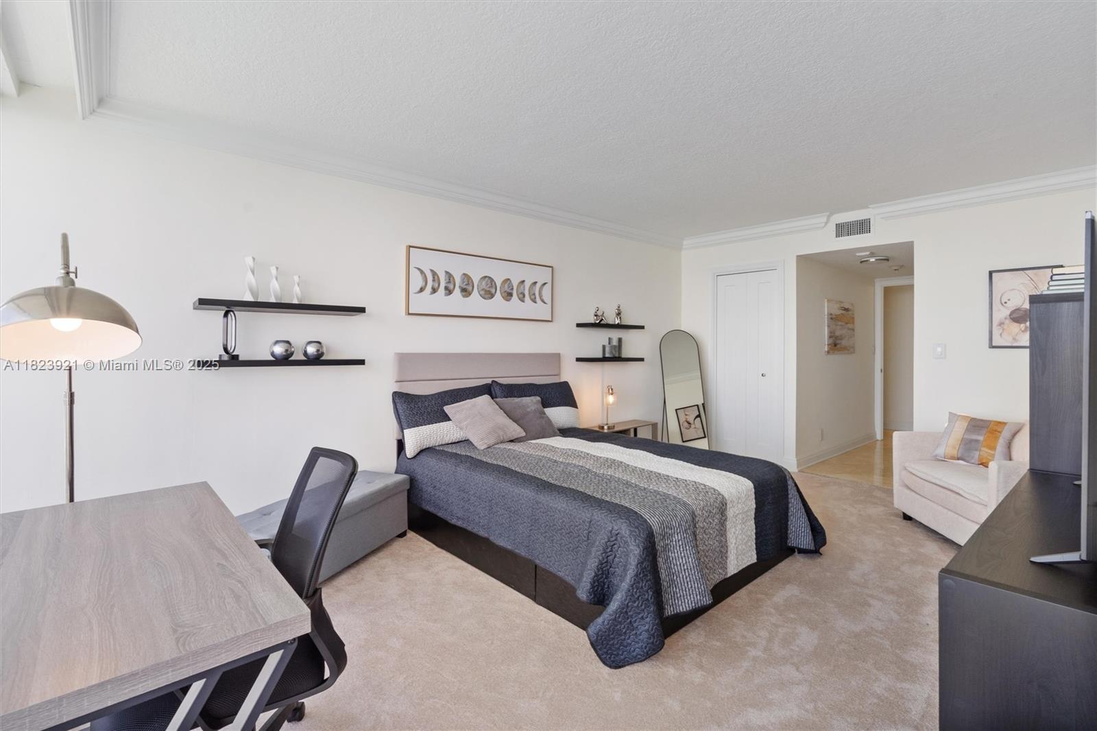 POINT OF AMERICAS - Residential Lease