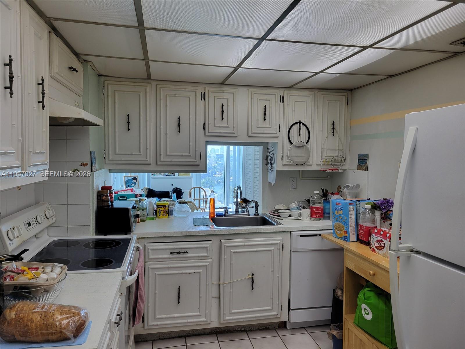 MIRASOL OCEAN TOWERS COND - Residential