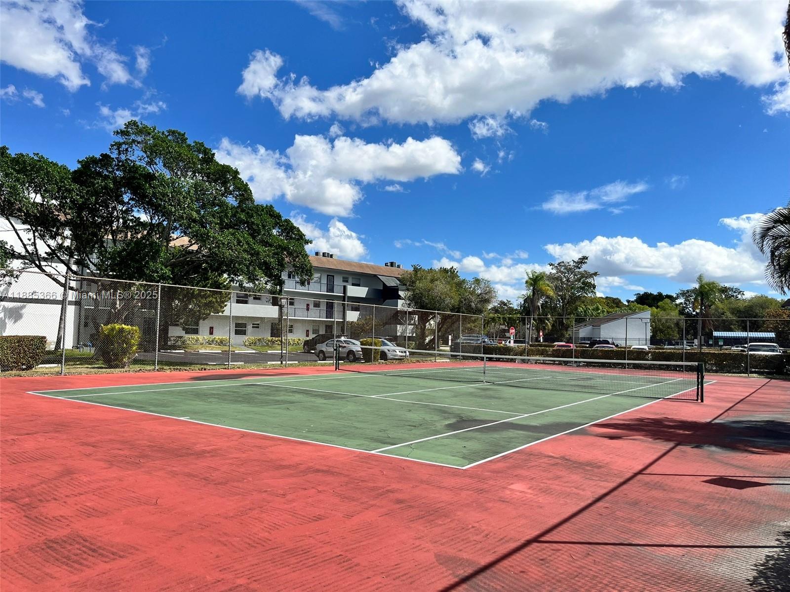 SANDS POINT CONDOMINIUM I - Residential Lease