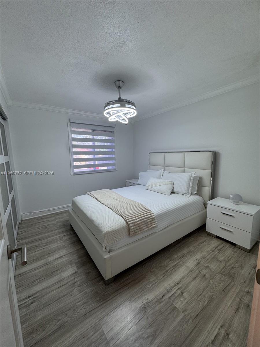 WOODLAKE VILLAGE TOWNHOME - Residential