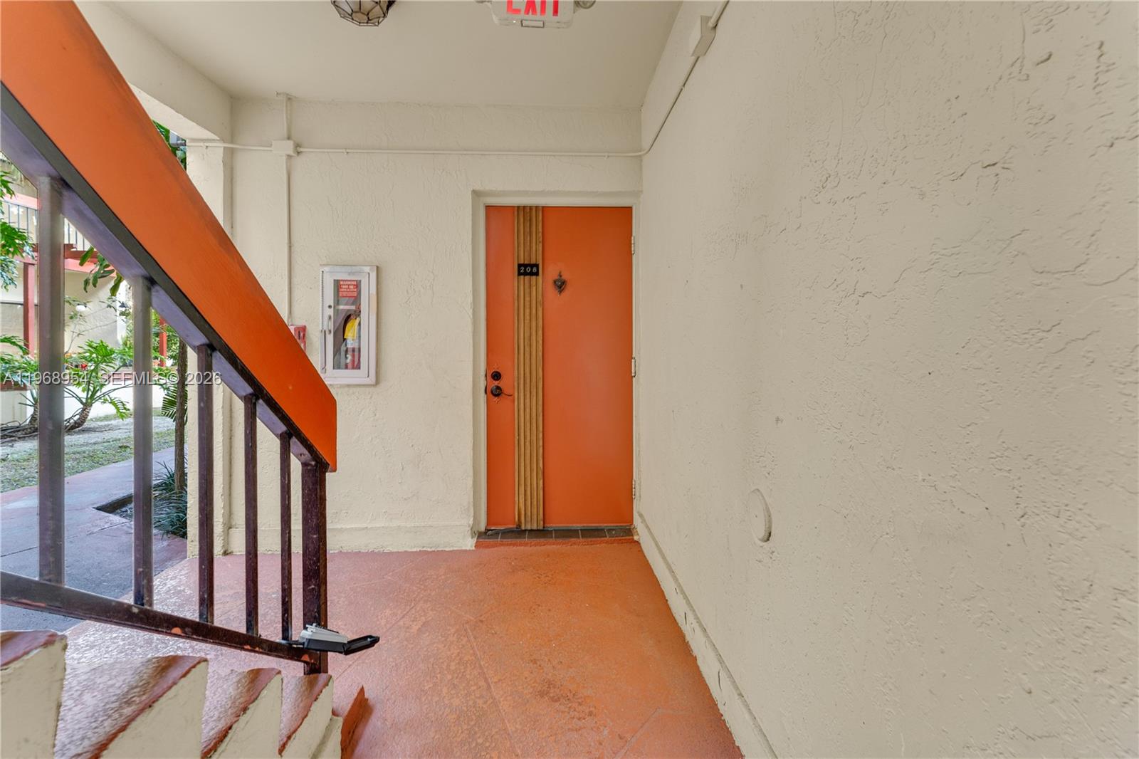 LAGO DEL REY CONDO #1 - Residential