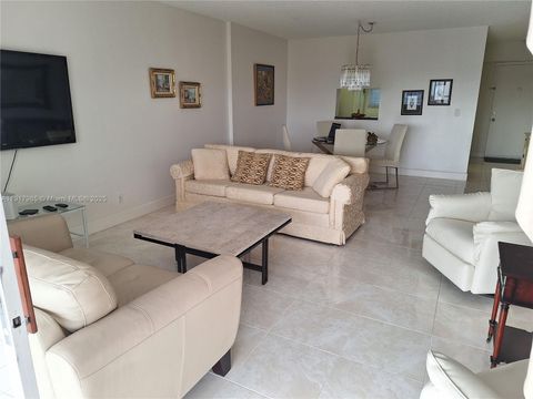 1025 SE 3rd Ave 401 Dania Beach FL 33004