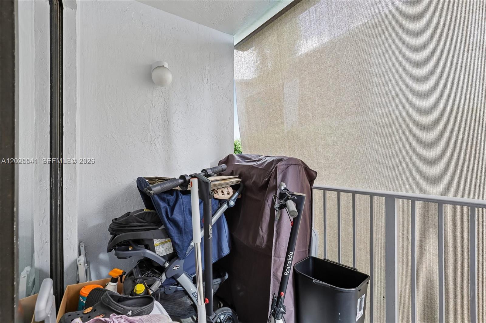 VILLAMORE CONDO - Residential