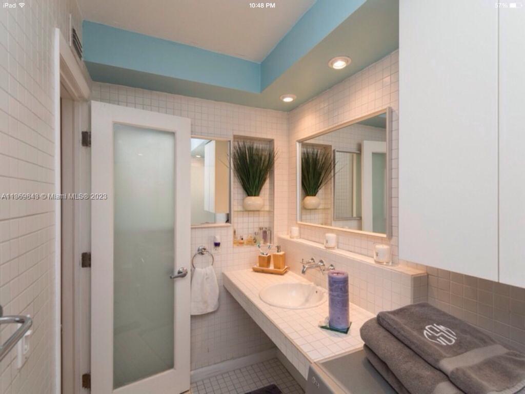 LENOX VIEW CONDOMINIUM - Residential Lease