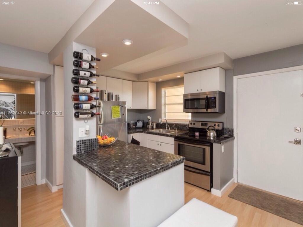 LENOX VIEW CONDOMINIUM - Residential Lease