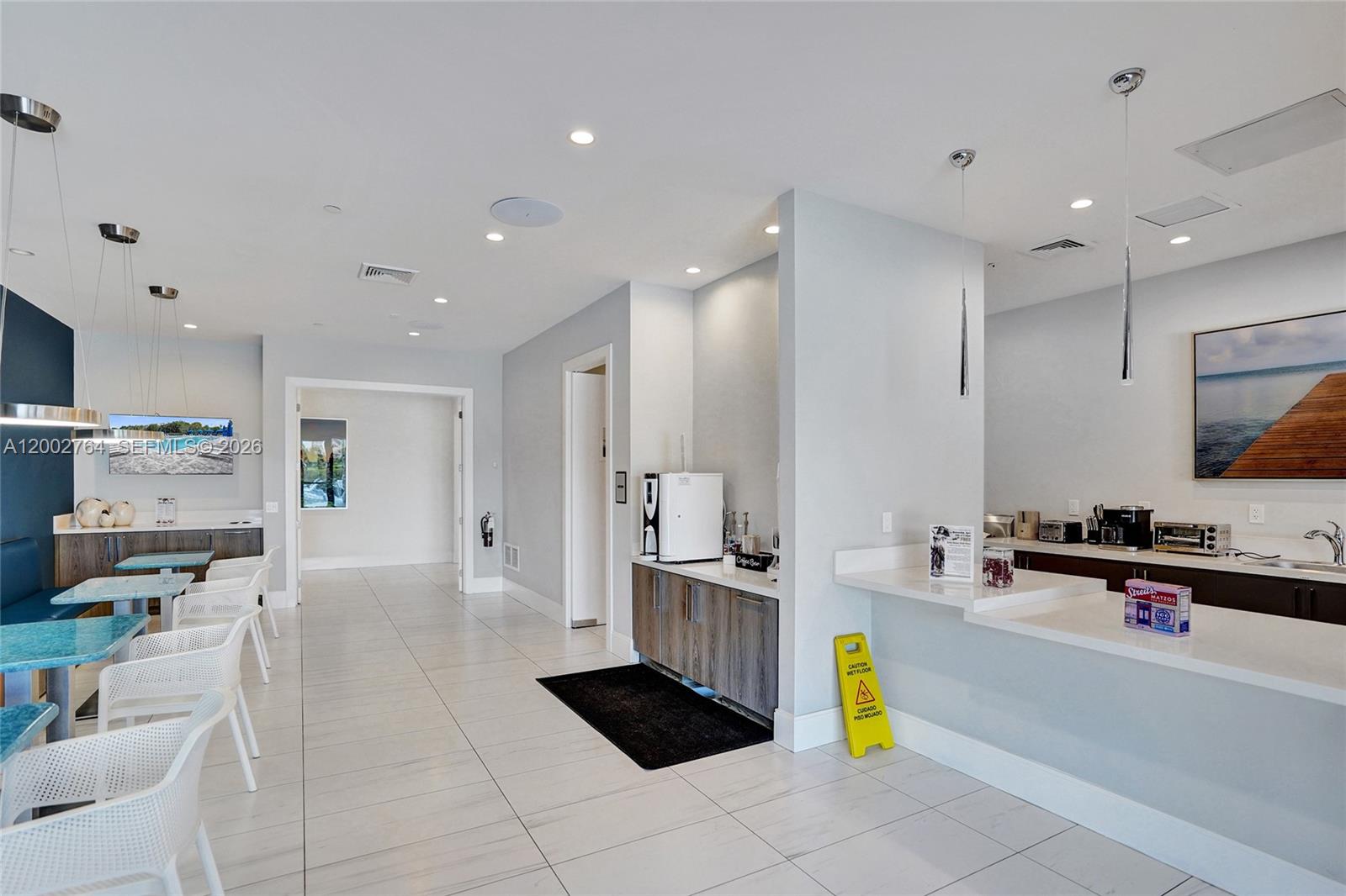 AVALON TRAILS AT VILLAGES - Residential