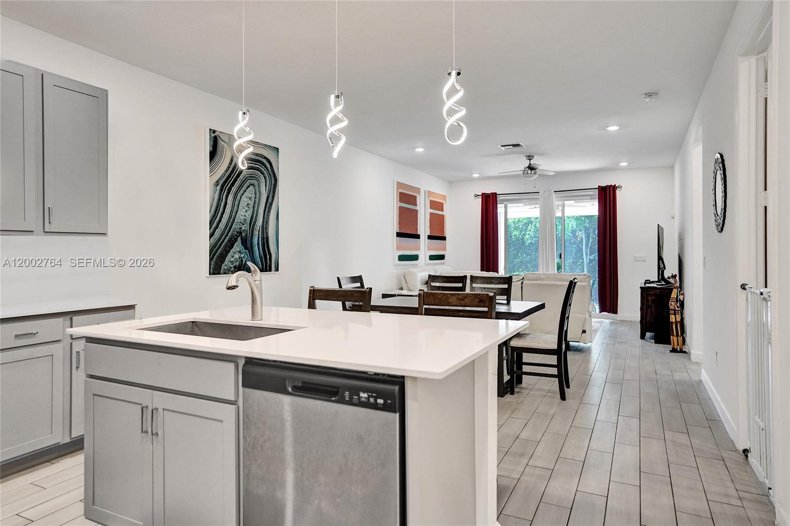 AVALON TRAILS AT VILLAGES - Residential