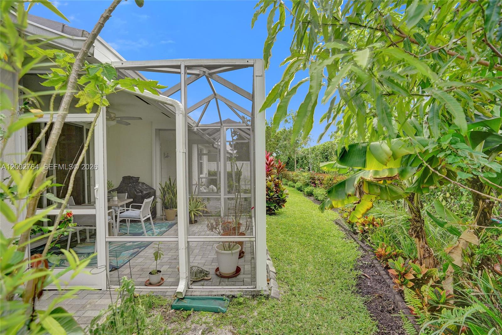 AVALON TRAILS AT VILLAGES - Residential