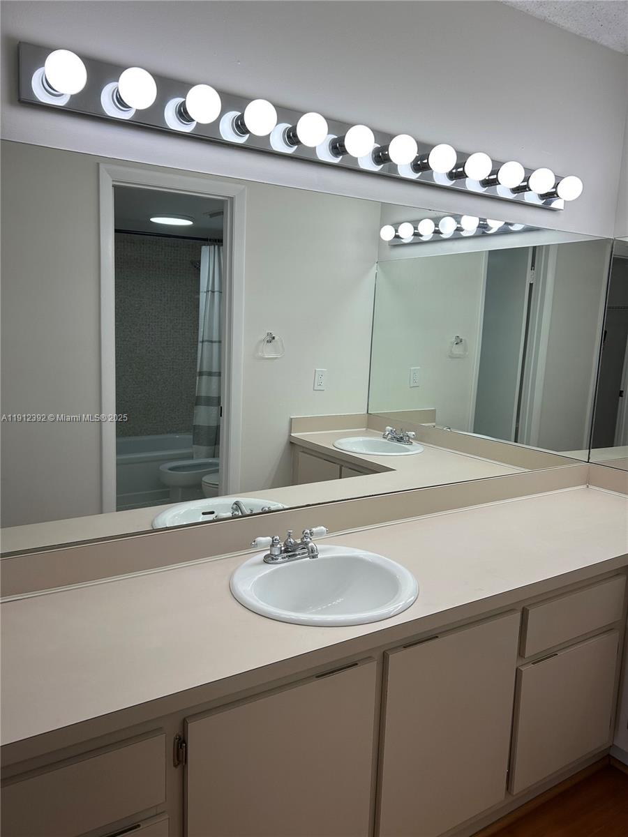 MILLER GARDENS CONDO - Residential