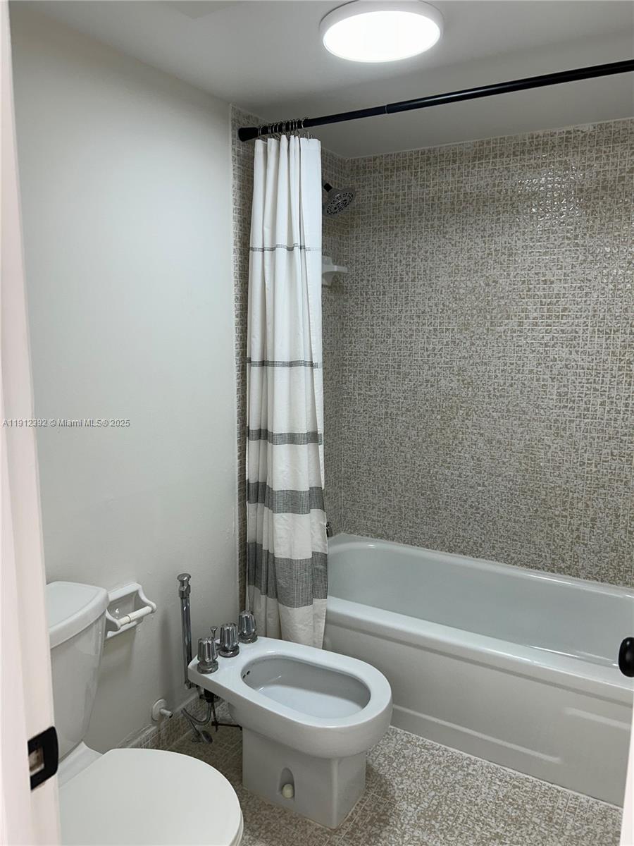 MILLER GARDENS CONDO - Residential