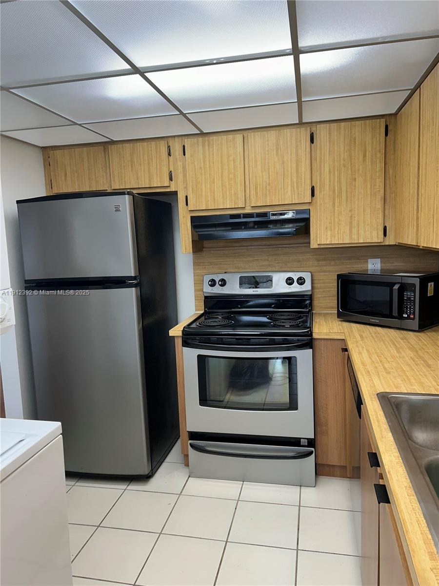 MILLER GARDENS CONDO - Residential